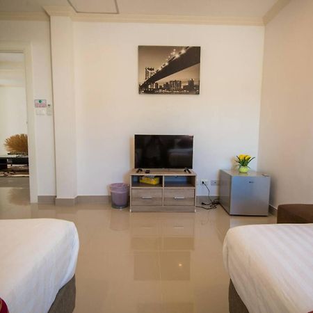 Sea Song Inn หาดกมลา ภายนอก รูปภาพ